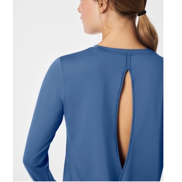 SPANX Soft Spot Wrap Back Indigo Haze Butter Long Sleeve T-Shirt Size M - Picture 14 of 16